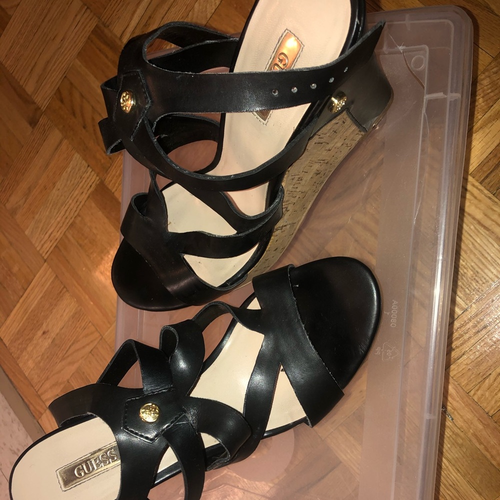 Black Guess sandal wedges